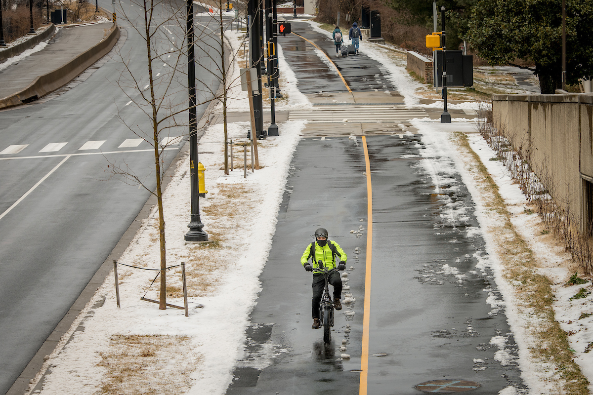 Winter commuting online